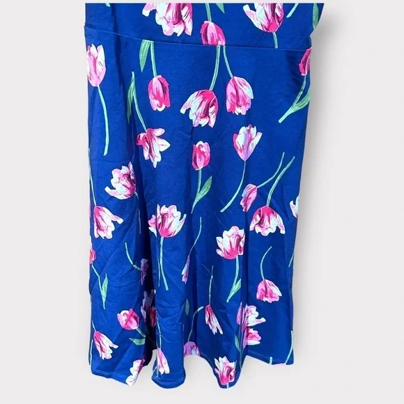 - Beautiful floral detail summer dress Dorothy Perkins new size 12 ladies - Picture 2 of 11